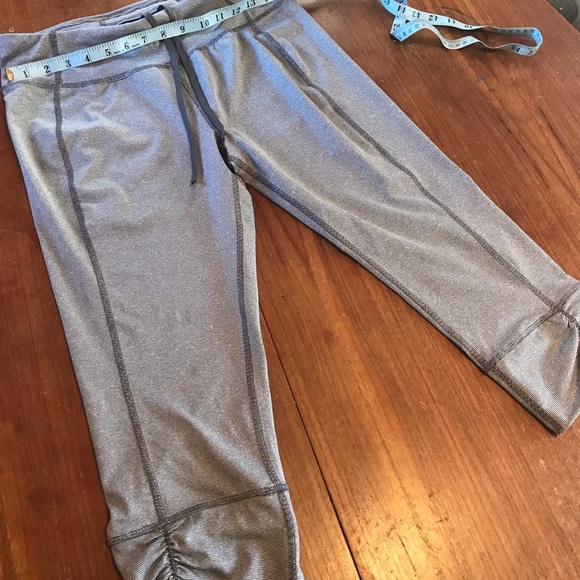 Cute cropped yoga pants - Picture 3 of 5